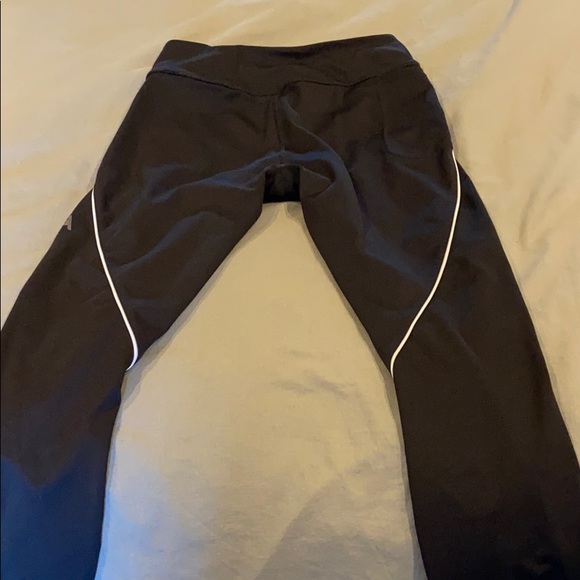 Authentic Kith Sport Women’s leggings - Picture 3 of 4